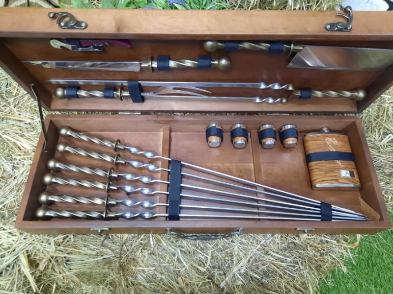 НАБОР ШАМПУРОВ С КОВАННОЙ РУЧКОЙ ВИКИНГ В ДЕРЕВЯННОМ КЕЙСЕ НАБОР ШАМПУРОВ С КОВАННОЙ РУЧКОЙ ВИКИНГ В ДЕРЕВЯННОМ КЕЙСЕ