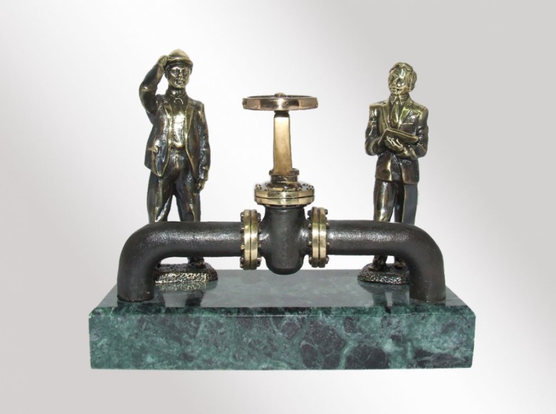 Бронзовая статуэтка Нефтяная промышленость Бронзовая статуэтка Нефтяная промышленость