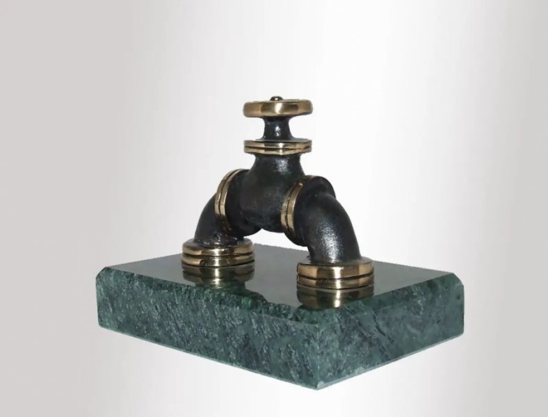 Бронзовая статуэтка Богатство Недр Бронзовая статуэтка Богатство Недр