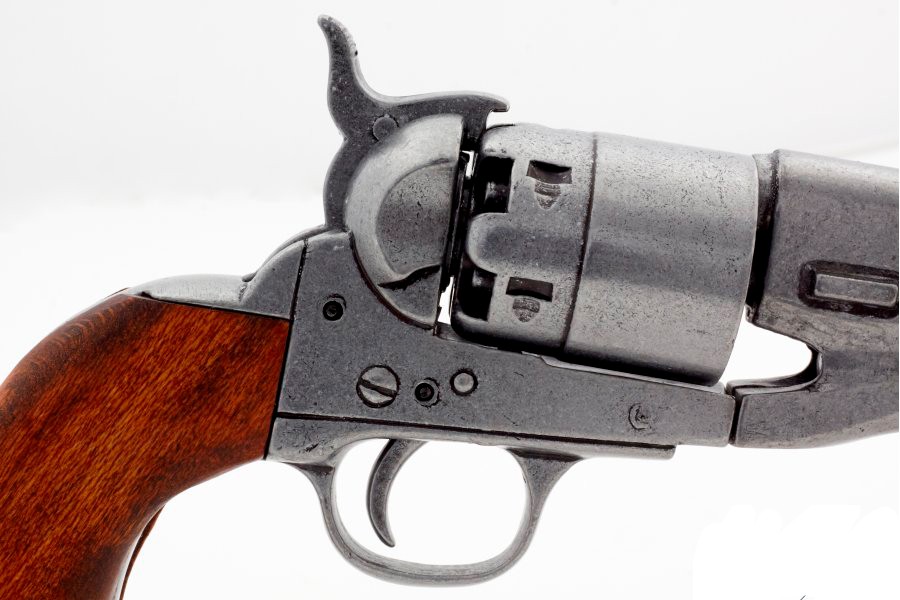 Револьвер часів Громадянської війни США виробництва S. Colt, 1886 р. . Револьвер часів Громадянської війни США виробництва S. Colt, 1886 р. .