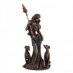 Статуэтка Геката   богиня Луны и Магии