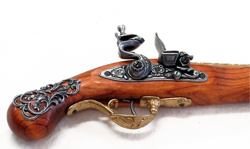 Пістоль кремнієвий англійський, XVIII століття . Пістоль кремнієвий англійський, XVIII століття .