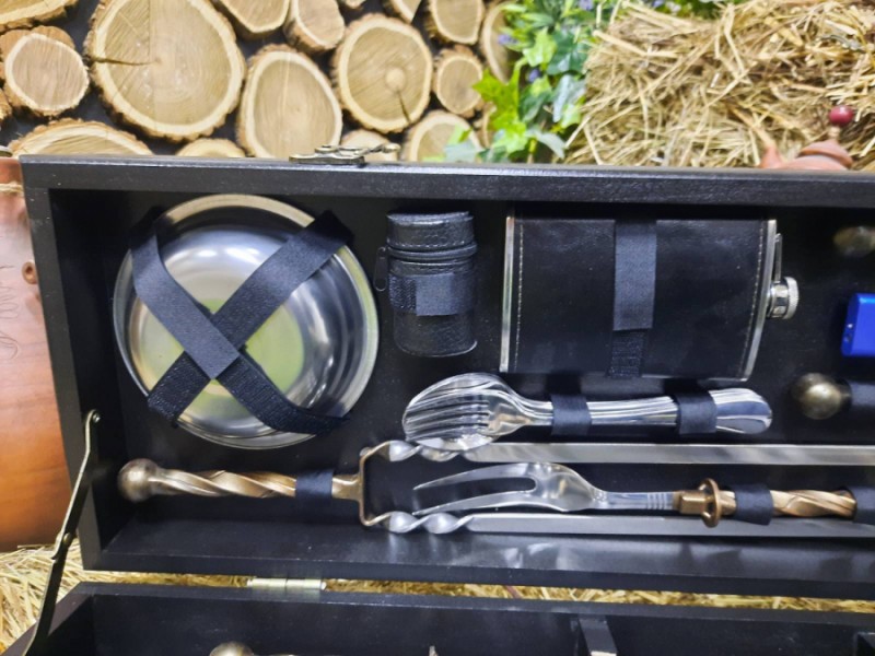 НАБІР ШАМПУРІВ З КОВАНОЮ РУЧКОЮ І КОМПЛЕКТ АКСЕСУАРІВ У КЕЙСІ НАБІР ШАМПУРІВ З КОВАНОЮ РУЧКОЮ І КОМПЛЕКТ АКСЕСУАРІВ У КЕЙСІ