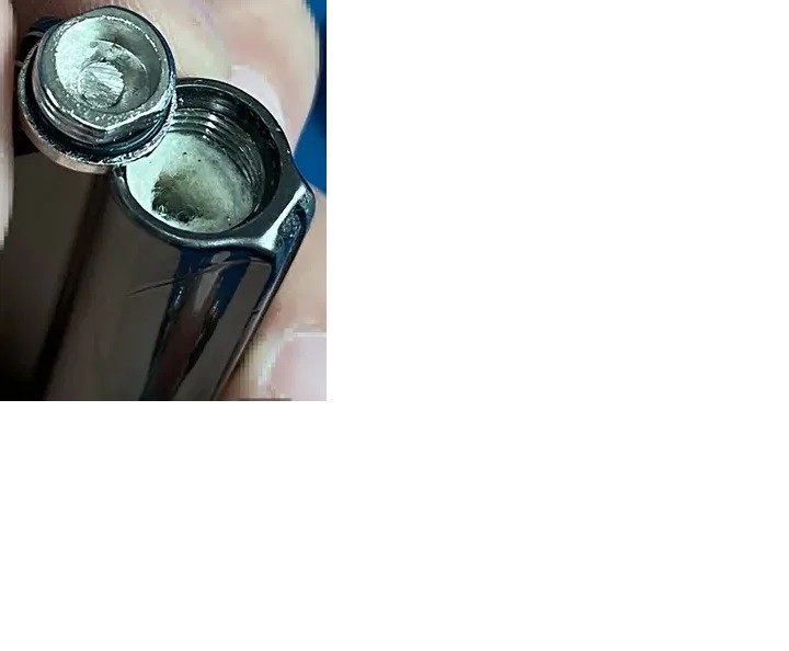 Брелок Бензиновий сірник - Кресало з ножем та відкривалкою Dolphin Брелок Бензиновий сірник - Кресало з ножем та відкривалкою Dolphin