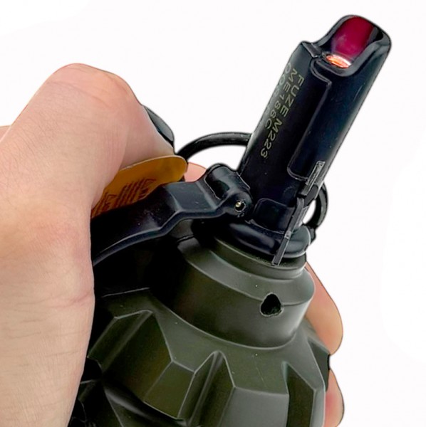 Запальничка та попільничка 2 в 1 Граната Запальничка та попільничка 2 в 1 Граната