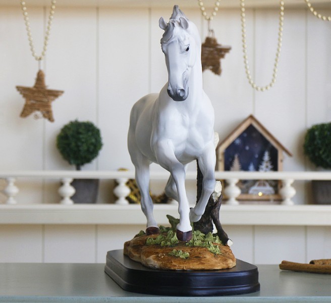 Статуетка Кінь на скаку білий 33*24*12 Статуетка Кінь на скаку білий 33*24*12