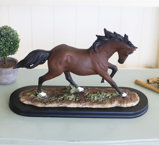 Статуетка Кінь на скаку 30*19*10 см Статуетка Кінь на скаку 30*19*10 см
