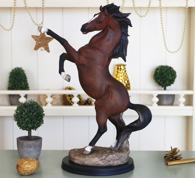 Статуетка 2026 Кінь на дибах 26.5*17*38 см Статуетка 2026 Кінь на дибах 26.5*17*38 см
