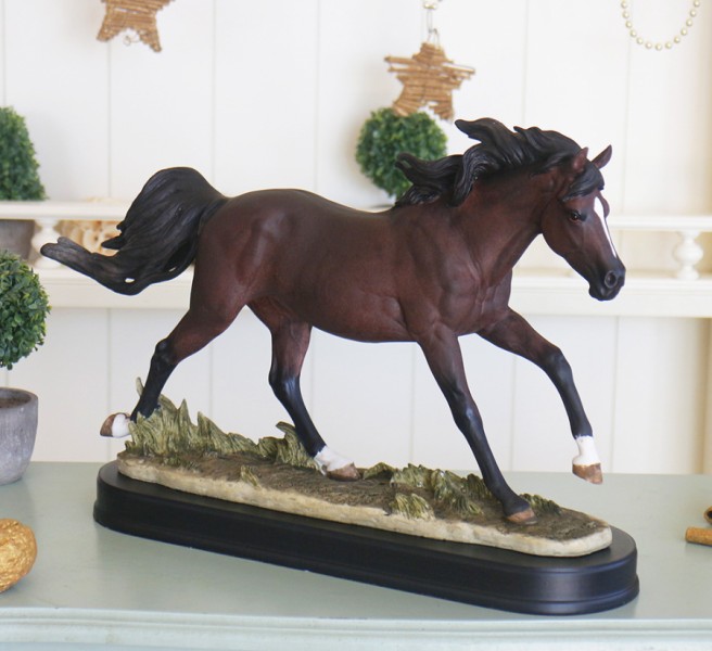 Статуетка Кінь на скаку 39*25*10 см Статуетка Кінь на скаку 39*25*10 см