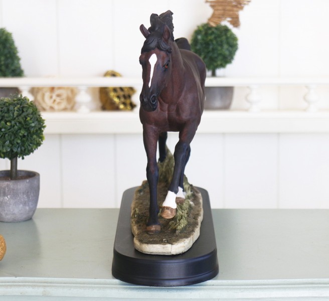Статуетка Кінь на скаку 39*25*10 см Статуетка Кінь на скаку 39*25*10 см
