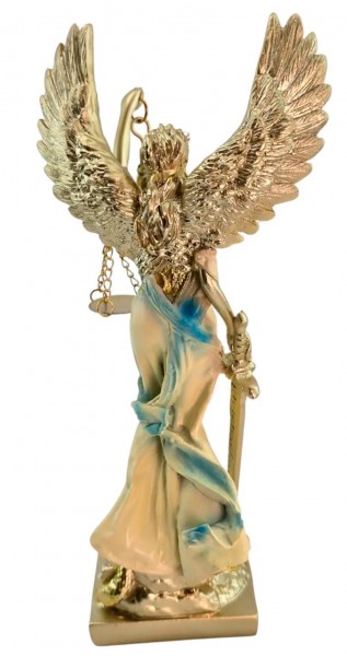 Фемида богиня правосудия с крыльями Фемида богиня правосудия с крыльями