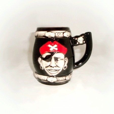 Піратський кухоль Бочка рому . Піратський кухоль Бочка рому .