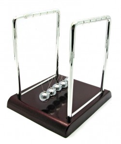 Кулі Ньютона середні інерційні Кулі Ньютона середні інерційні