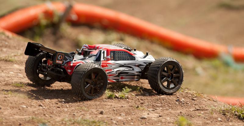  HPI Trophy 4.6 Nitro Truggy 4WD 1:8 2.4GHz (RTR Version)