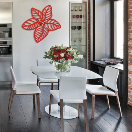 "Настінний годинник " Квітка " . "Настінний годинник " Квітка " .