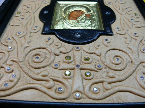 ЗЕМНЕ ЖИТТЯ БОГОРОДИЦІ ЗЕМНЕ ЖИТТЯ БОГОРОДИЦІ