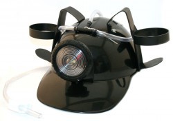 Шлем для пива МЧСника с фонарем черный Шлем для пива МЧСника с фонарем черный