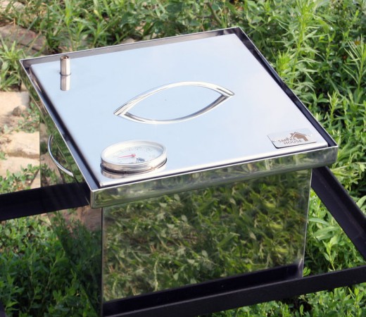 Коптильня з нержавіючої сталі (300х300х200) із термометром Коптильня з нержавіючої сталі (300х300х200) із термометром