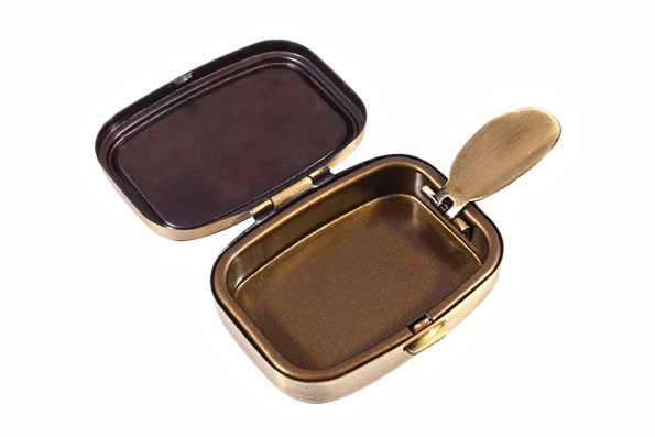 Попільничка кишенькова Leif Lowe "Схід" 382831AB Попільничка кишенькова Leif Lowe "Схід" 382831AB