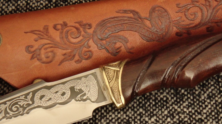 Ніж "Пітон" . Ніж "Пітон" .