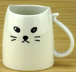 Чашка Кошка с хвостом белая