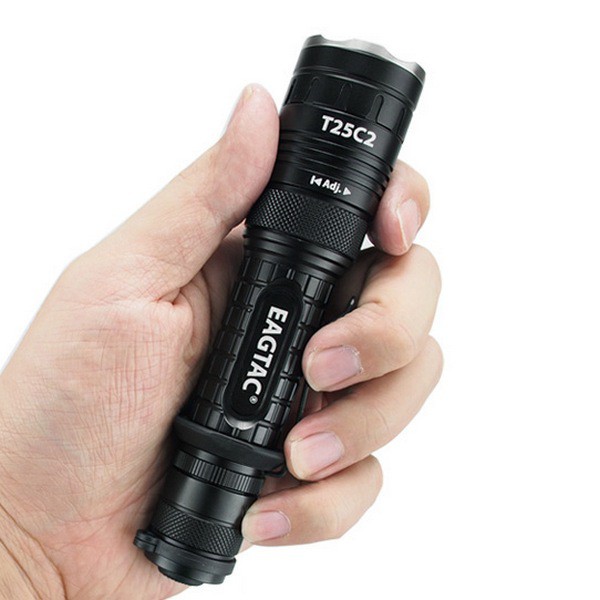 Фонарь Eagletac T25C2 XP-L V5 (1250 Lm) YRGB Kit Фонарь Eagletac T25C2 XP-L V5 (1250 Lm) YRGB Kit