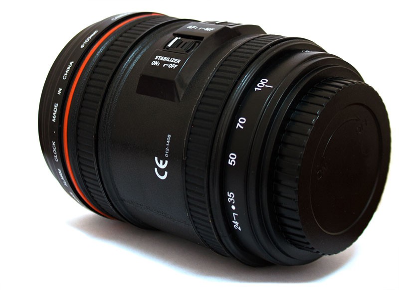 ФотоОб’єктив - годинник будильник з проектором . ФотоОб’єктив - годинник будильник з проектором .